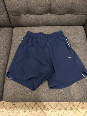 DSG Men's 7" Stride Run Short University Navy Small